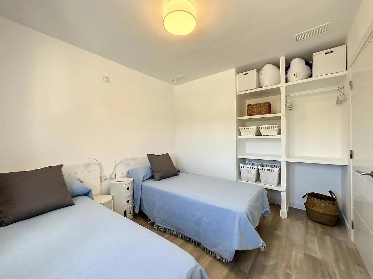 Ses Salines Apartments Cabra Salada Форнельс Испания